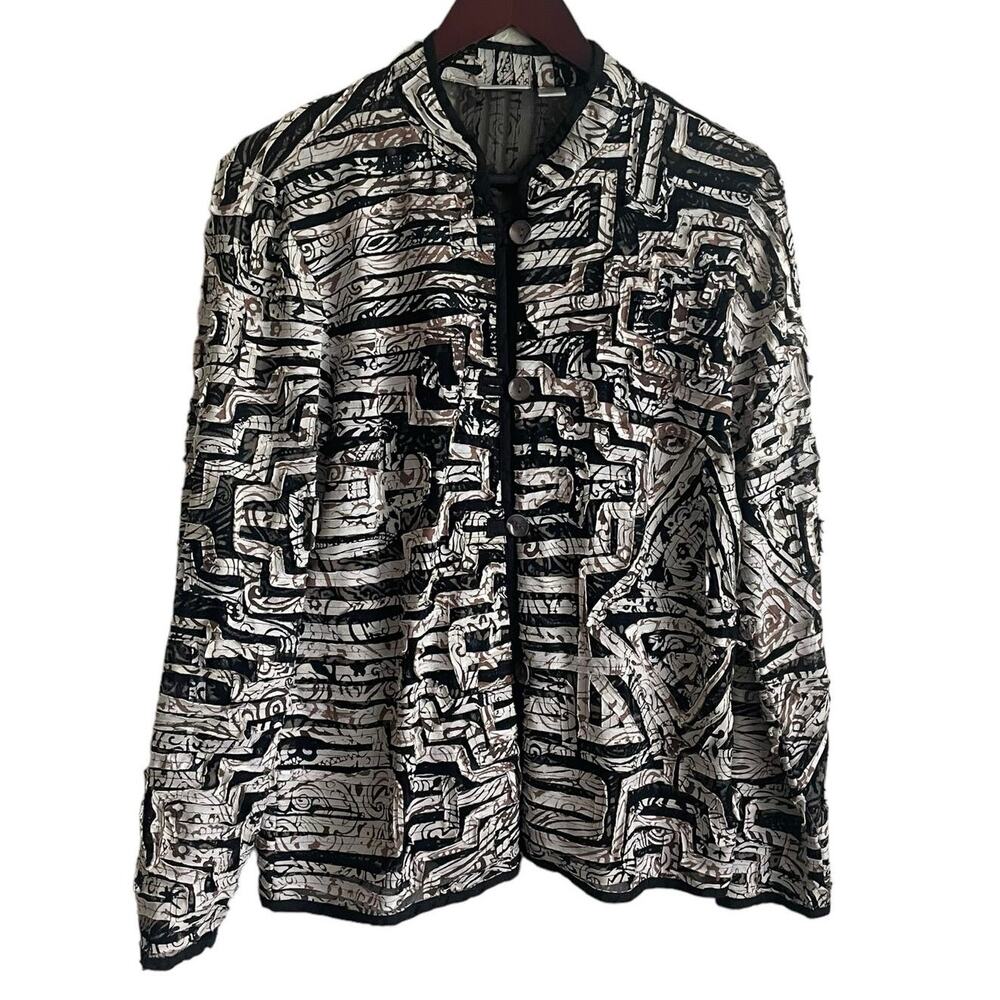 Chicos Women‎ Top M Muted Tones Classic Button Up Netting Detail Artsy Mature
